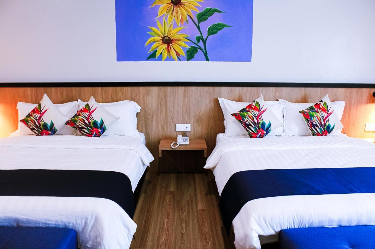 Savana Hotel & Serviced Apartments 쿠알라펠리스 외부 사진